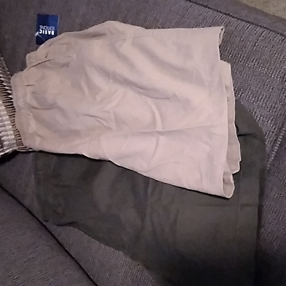 5 FOR $25 Basic Edition Elastic Waist Shorts 2 Pairs - Picture 3 of 4